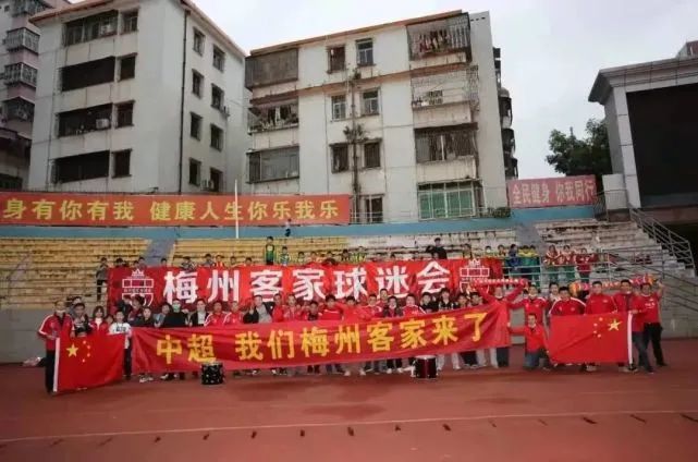 亚洲激情综合
