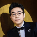 男的舔女的逼